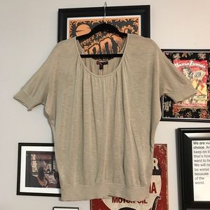 ✨F21 Light Tan Bat Wing Top